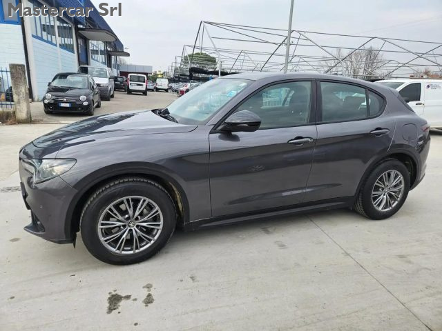 ALFA ROMEO Stelvio usata, con Chiusura centralizzata