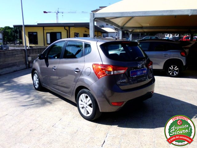 HYUNDAI iX20 usata, con Alzacristalli elettrici