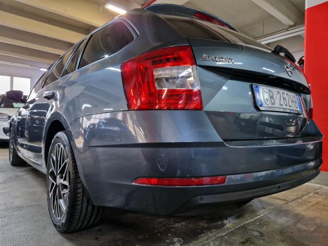 SKODA Octavia usata, con Park Distance Control