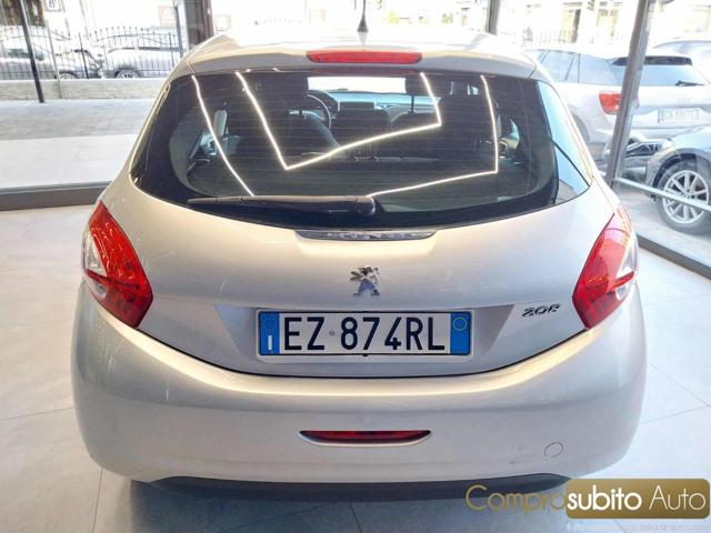PEUGEOT 208 usata, con Alzacristalli elettrici