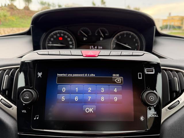 LANCIA Ypsilon usata, con Luci diurne