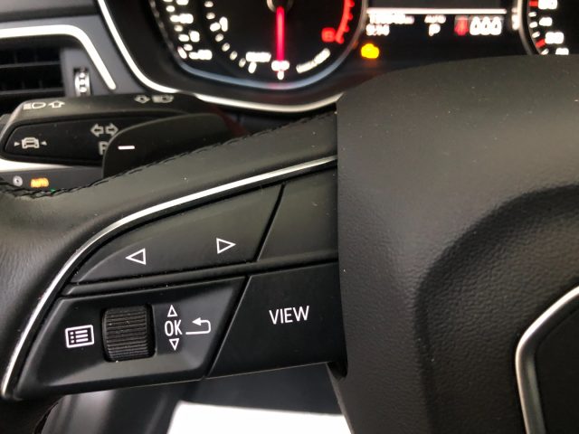 AUDI A4 usata, con Specchietti laterali elettrici