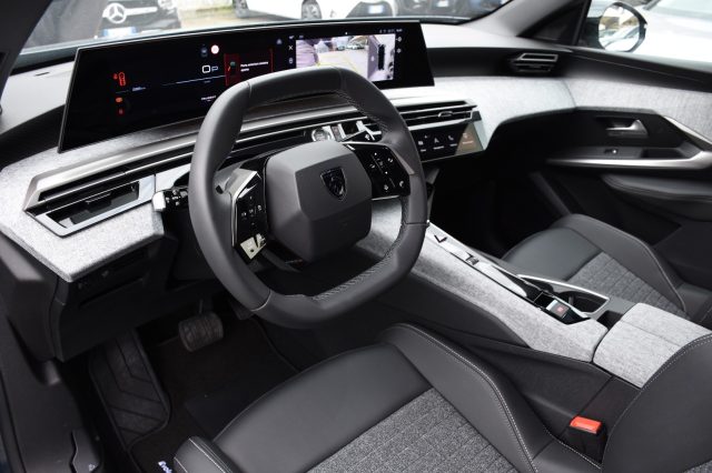 PEUGEOT 3008 usata, con Alzacristalli elettrici