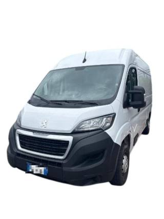 PEUGEOT Boxer usata, con Airbag