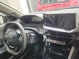PEUGEOT 2008 usata, con Fari Xenon