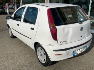 FIAT Punto usata 8