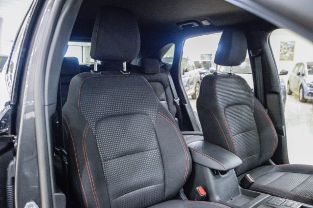 FORD Kuga usata, con Luci diurne