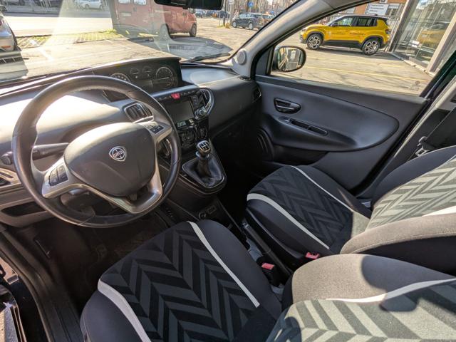 LANCIA Ypsilon usata, con ESP