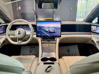 OTHERS-ANDERE OTHERS-ANDERE usata, con Volante in pelle