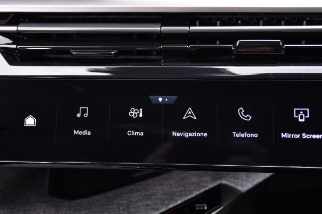 PEUGEOT 3008 usata, con Volante in pelle