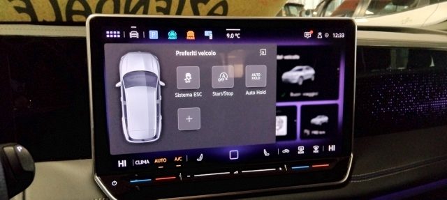 VOLKSWAGEN Tiguan usata, con Adaptive Cruise Control