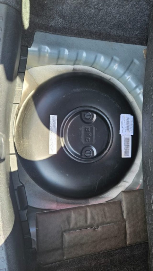 NISSAN Micra usata, con Sensore di luce