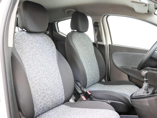 LANCIA Ypsilon usata, con Autoradio digitale