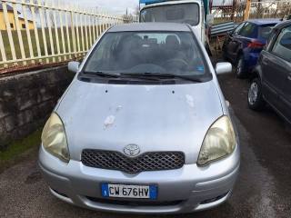 TOYOTA Yaris usata, con Servosterzo