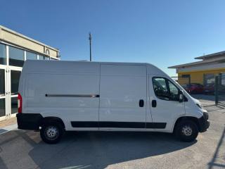 PEUGEOT Boxer usata, con Autoradio