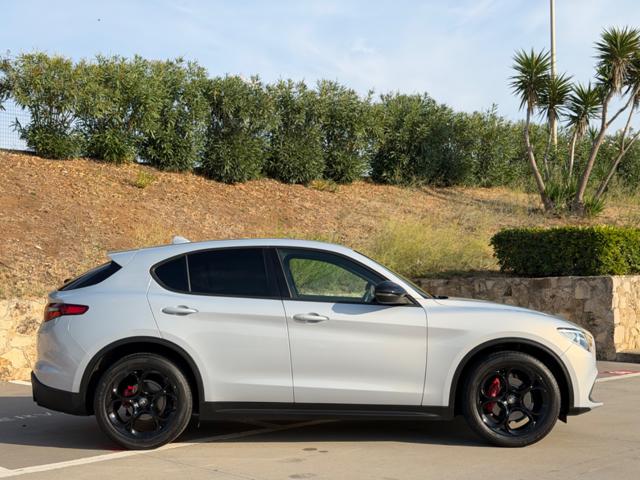 ALFA ROMEO Stelvio usata, con Alzacristalli elettrici