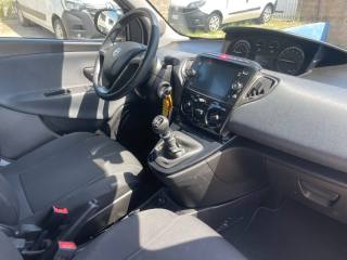 LANCIA Ypsilon usata 11