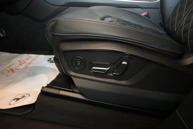 AUDI Q8 usata 32
