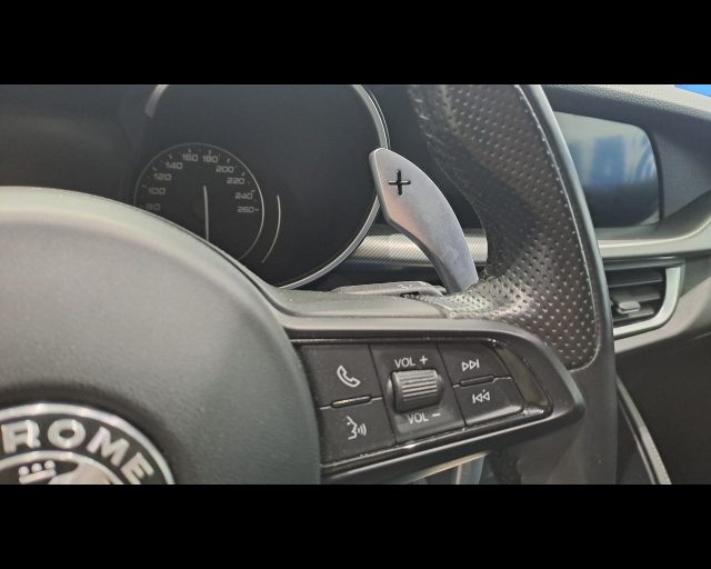ALFA ROMEO Stelvio usata, con Sensore di pioggia
