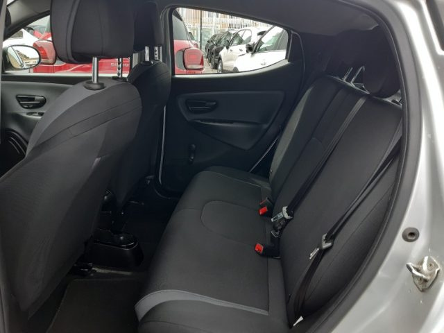 LANCIA Ypsilon usata, con Specchietti laterali elettrici
