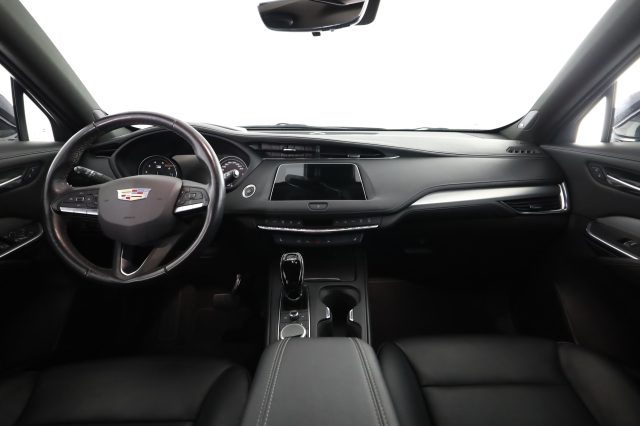 CADILLAC XT4 usata 4