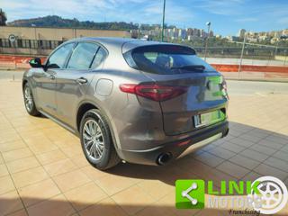 ALFA ROMEO Stelvio usata, con Alzacristalli elettrici
