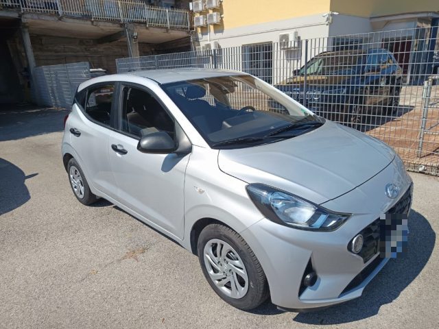 HYUNDAI i10 usata, con Airbag