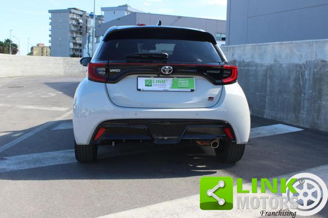TOYOTA Yaris usata, con Alzacristalli elettrici