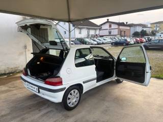PEUGEOT 106 usata 32