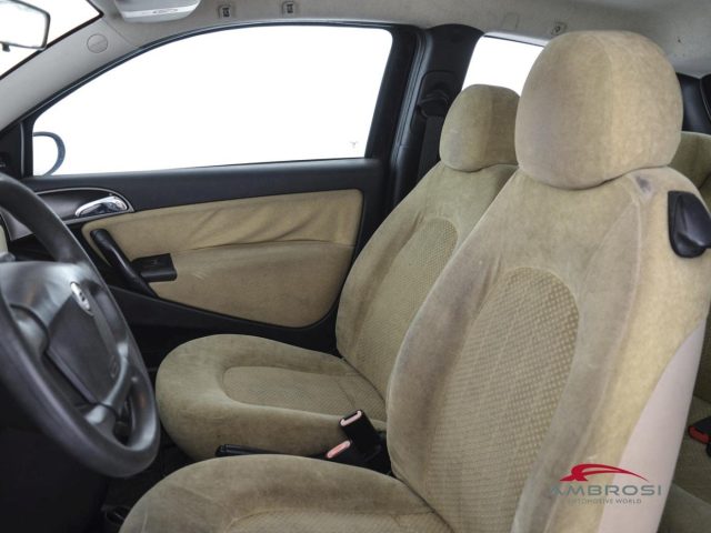 LANCIA Ypsilon usata 8