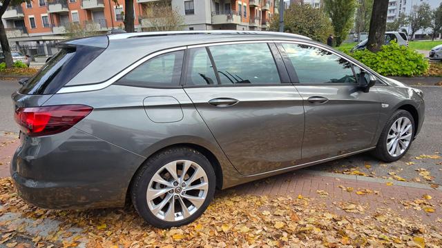 OPEL Astra usata, con Boardcomputer