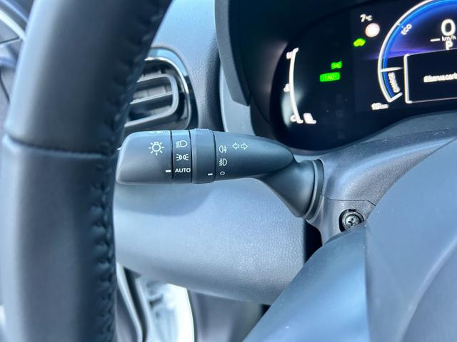 TOYOTA Yaris usata, con Volante in pelle