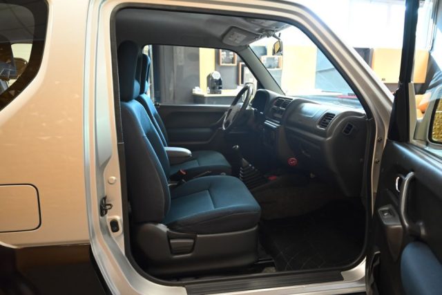 SUZUKI Jimny usata 100