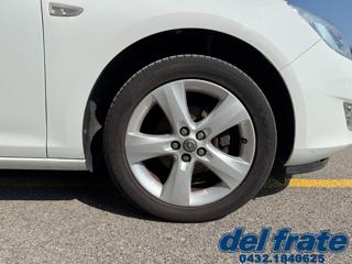 OPEL Astra usata, con Leve al volante