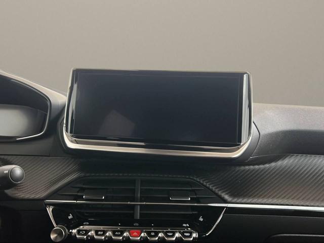 PEUGEOT 2008 usata, con Volante in pelle