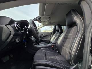 MERCEDES-BENZ CLA 200 usata, con Chiusura centralizzata