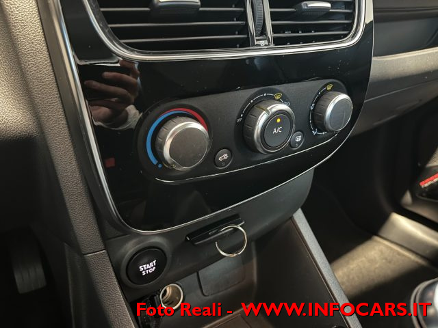 RENAULT Clio usata, con Luci diurne LED