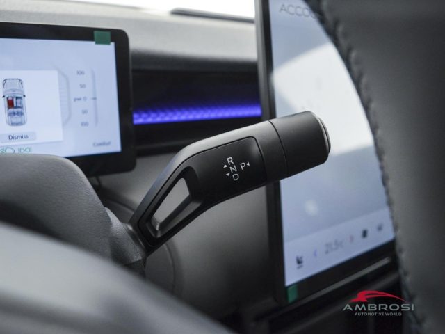 LYNK & CO 02 usata 12