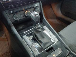 SKODA Superb usata, con Controllo trazione
