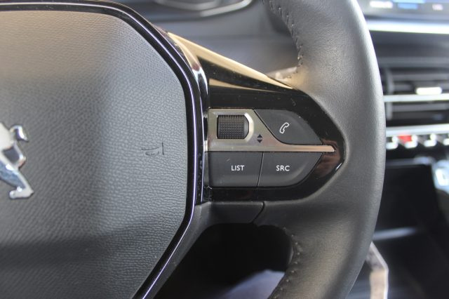 PEUGEOT 208 usata 17