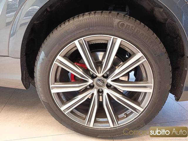 AUDI Q8 usata 26