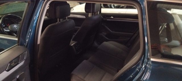 VOLKSWAGEN Passat usata, con Chiusura centralizzata