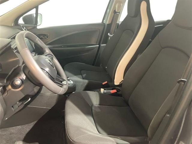 RENAULT ZOE usata, con Fari LED