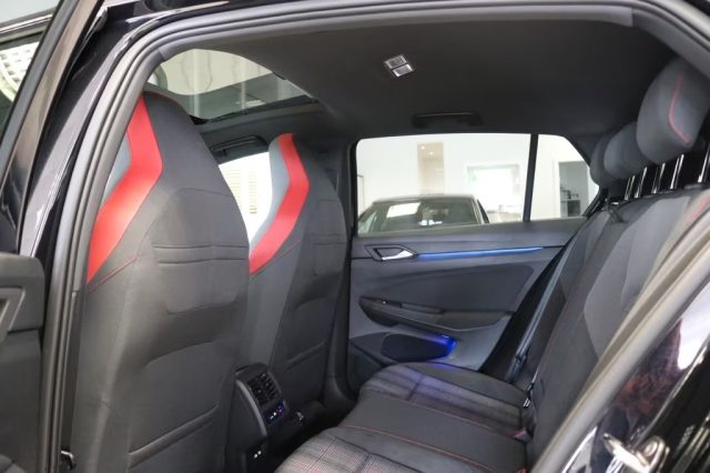 VOLKSWAGEN Golf usata, con Vetri oscurati