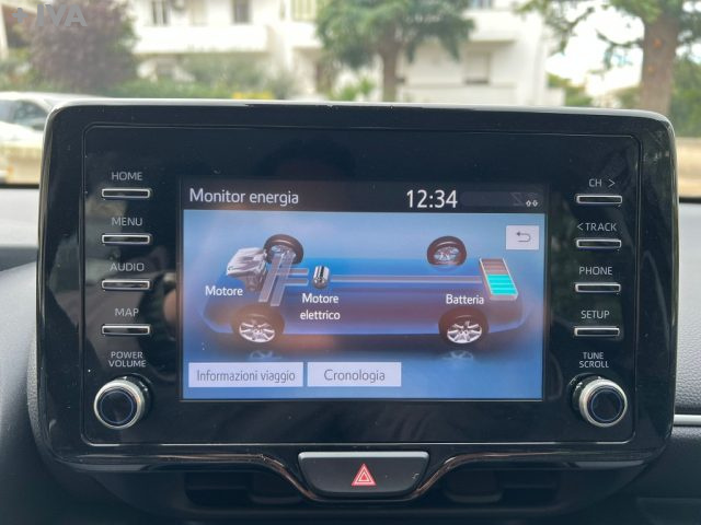 TOYOTA Yaris usata 26