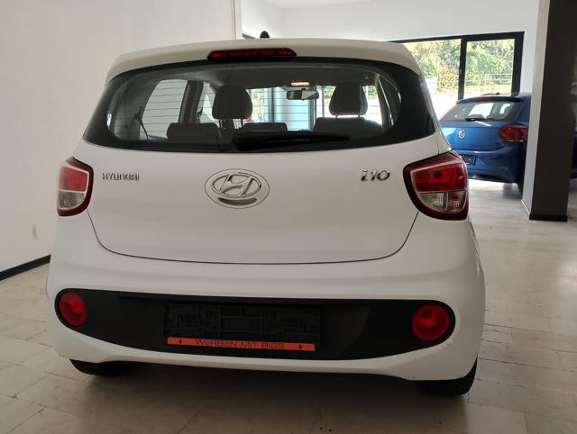 HYUNDAI i10 usata, con Airbag