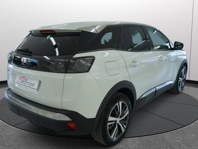 PEUGEOT 3008 usata, con Airbag