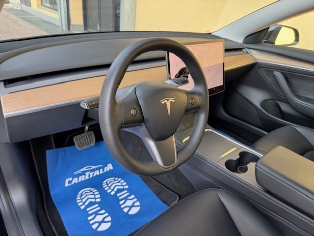 TESLA Model 3 usata, con Boardcomputer