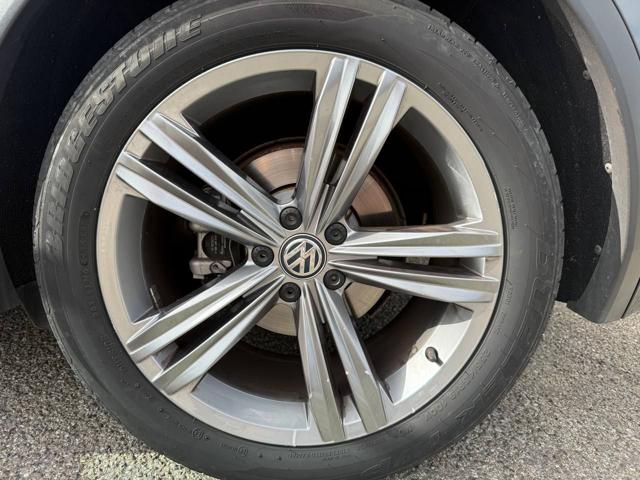 VOLKSWAGEN Tiguan usata, con Autoradio