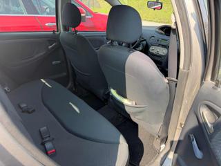 TOYOTA Yaris usata, con Chiusura centralizzata